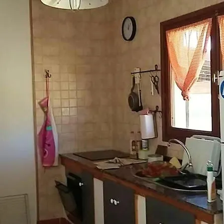 Charming House In Triquivijate With Garden Дом отдыха *